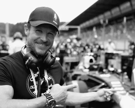 Загина човекът, скочил преди 13 години от стратосферата