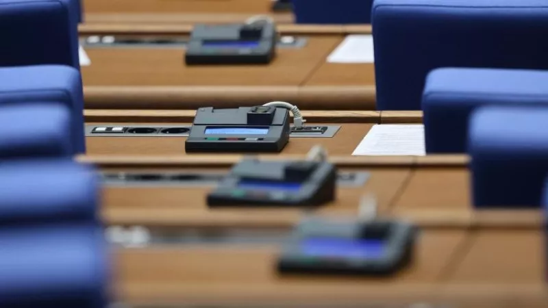 Политолози очакват политически сътресения през есента
