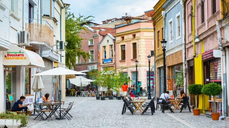 Слънчева и топла събота днес в Пловдив