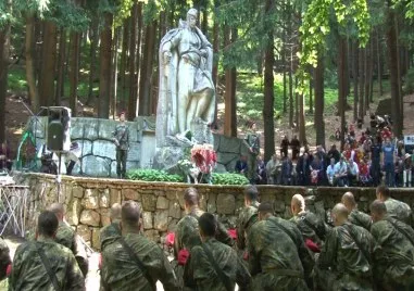 Отбелязваме 157 години от подвига на Хаджи Димитър В подножието