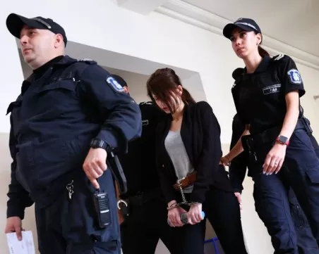 Ивет Стайкова, обвинена в убийството на баба си: Мисля за нея и ми липсва много