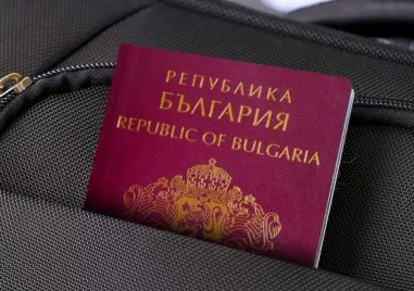 До броени месеци държавата започва да издава паспорти с 10-годишна валидност