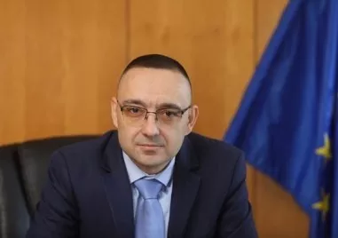 Гл. комисар Джартов: Към момента има под 50 действащи пожара в страната