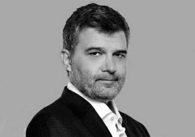 Почина синът на Людмила Живкова - Тодор Славков, намерен е мъртъв в къща за гости в Казанлък