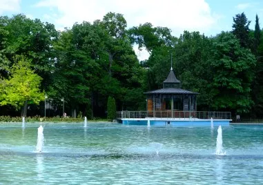 Слънчево и горещо време днес както в Пловдив така и