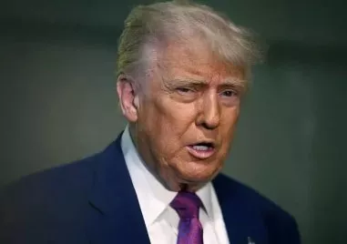 Всички посетители на САЩ ще трябва да плащат нова такса от 250 долара съгласно