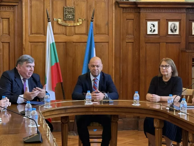 Засилват връзките между Пловдив и Молдова в културата, винопроизводството и туризма