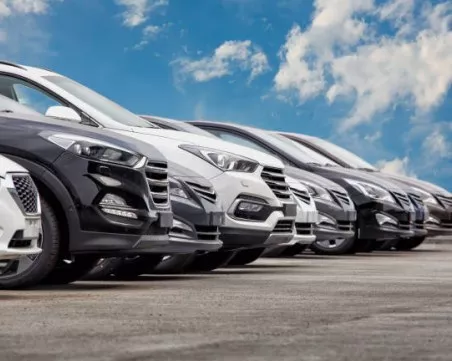 Какви консумативи включва едно пълно обслужване на кола?