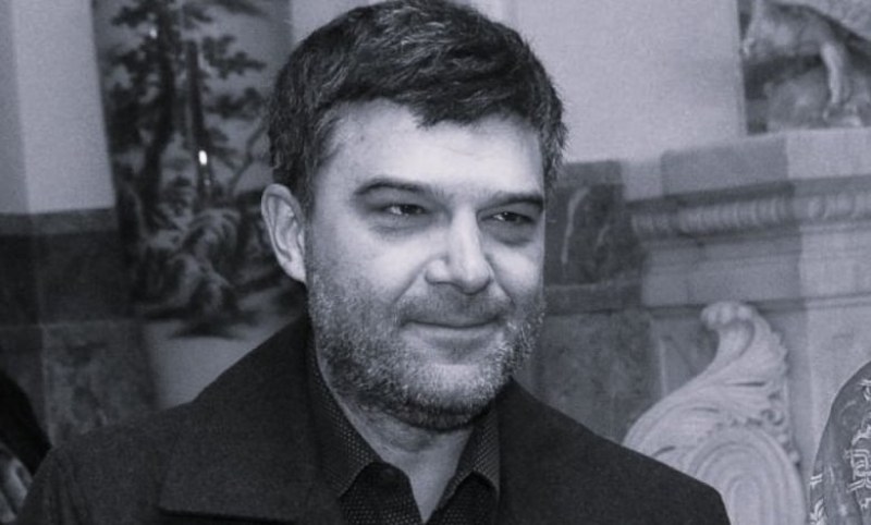 Къщата за гости е моя, да, нищо не мога да