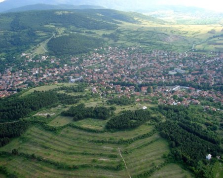 Само осем часа вода на ден за жителите на Брестовица заради водната криза