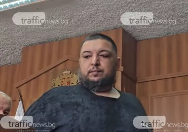 На неправилното място в грешното време - шофьор помете пиян нелегален моторист