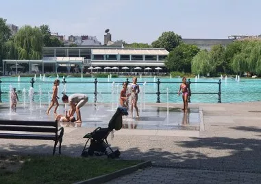 Екстремно горещо време се очаква днес в цялата страна В