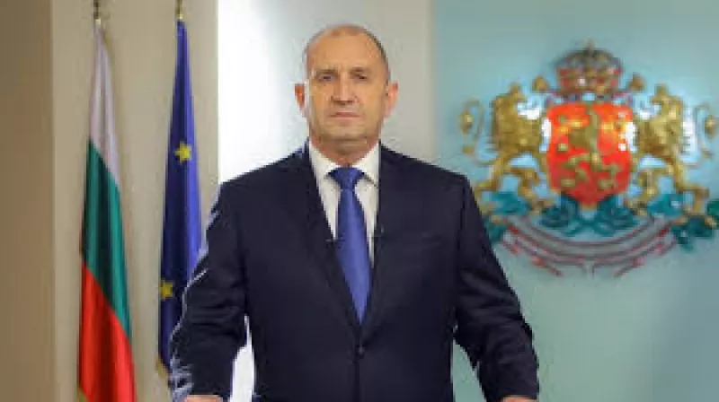 Радев наложи вето на разпоредби в допълнение на Закона за здравното осигуряване