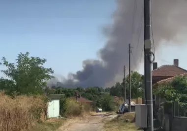 Пожар пламна и край ГКПП Лесово