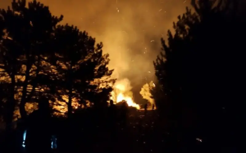 Отново гори над село Илинденци Търсят доброволци Нов пожар гори