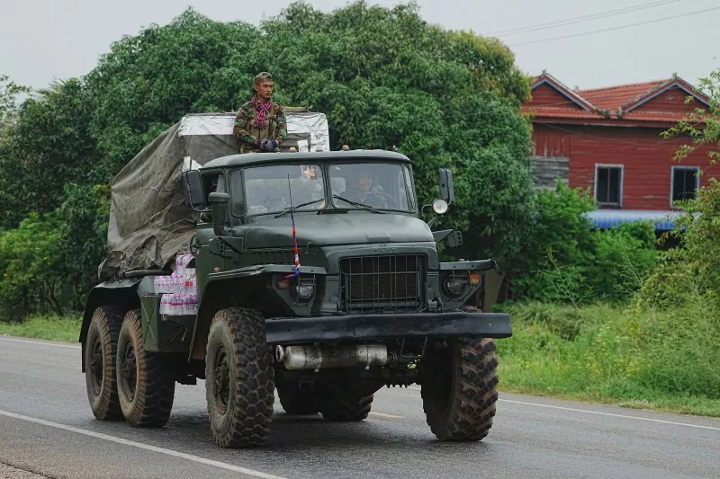 Ескалация на напрежението: Боеве на границата между Камбоджа и Тайланд