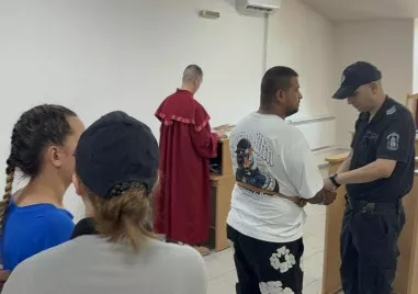 Прокуратурата иска постоянния арест за 26 годишния Илия Илиев и 22 годишната