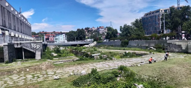 След три дни червен код, жегата си отива от Пловдив
