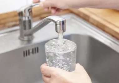 Забрана за ползване на питейна вода в 31 населени места