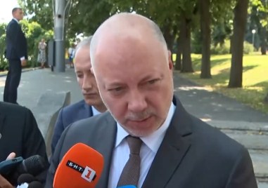 Желязков за критиките на Радев: Няма да коментирам пловдивски сказки