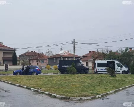 Пиянско меле в Пазарджишко: Петима са в ареста за хулиганства, били полицаи по време на купон