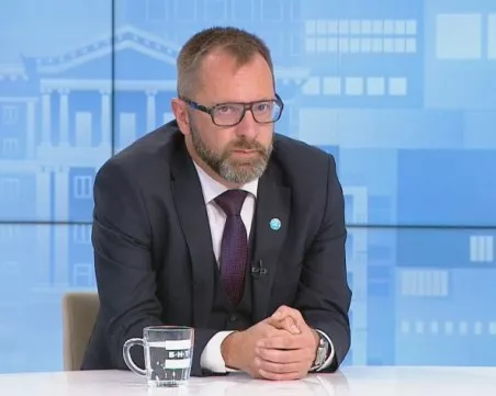 Йордан Вълчев от АПИ: Не мога да преценя дали се краде от парите за ремонти на пътищата, по-скоро - не