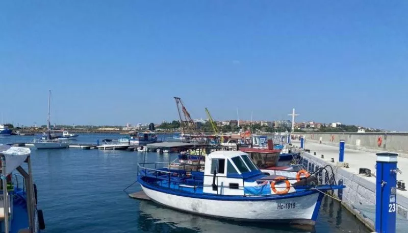 Мъж почина след токов удар на пристанището в Несебър