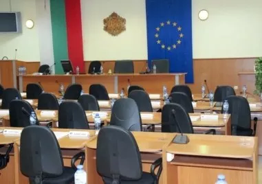 С указ на Радев: Провеждат извънредни избори за общински съветници в Пазарджик на 12 октомври