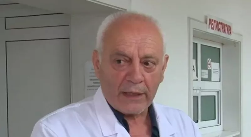 След като дете падна от прозорец на болница: Директорът не смята, че само е успяло да се качи на перваза