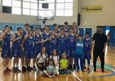 ДЮШ на пловдивския баскетболен Академик Бултекс 99 Пловдив набира момчета във