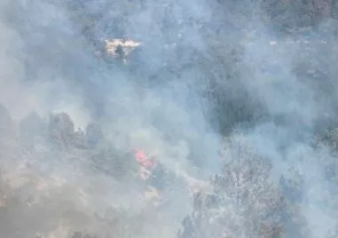 Въпреки че пожарът в Пирин вече е овладян и обстановката