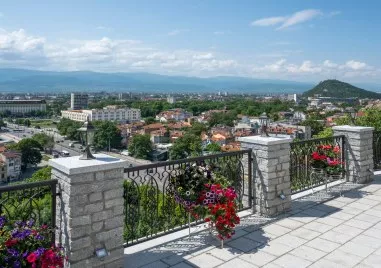 Предимно слънчево и топло ще е днес в Пловдив Сутрешните