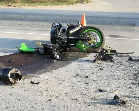 22-годишен моторист загина след сблъсък с камион на АМ „Тракия