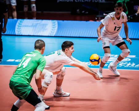 България U19 поведе с 2:0, но отпадна от Испания на Световното