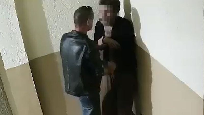 Мъж преби жестоко бездомник в Пловдив. Гнусната гавра е извършена