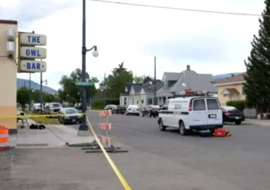 Четирима души са убити при стрелба в бар в щата