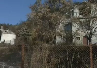 Започва описването на щетите от пожара в трънското село Рани