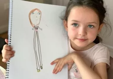 Откриват галерия в памет на малката Сияна Попова Тя ще