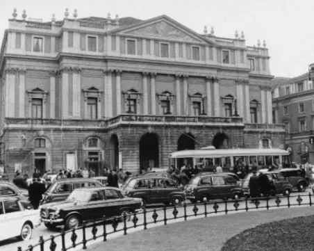 На този ден: В Милано е открит оперният театър 