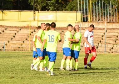 Марица стартира новия сезон с убедителна победа с 5 0 над