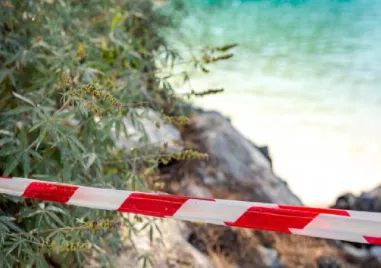 12 годишното дете починало във водите на Гърция и родителите му