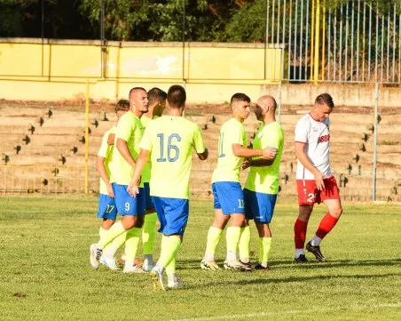 Марица започна новия сезон с убедителна победа