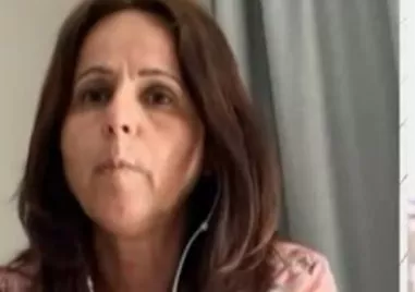 Всеки който ни гледа днес има два избора единият е