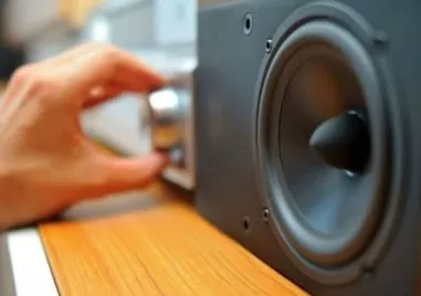 Специализирана полицейска операция срещу шумните празненства в общините Септември и