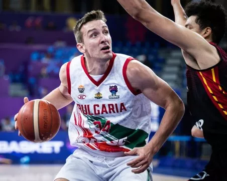Пловдивчанин стана капитан на мъжкия национален отбор по баскетбол, Везенков отпадна от състава