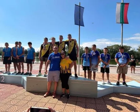 Пловдивският клуб Тракия отново е номер 1 на Републиканското по кану-каяк