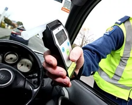 Зрелищен граждански арест: Двама мъже заловиха тежко пиян шофьор на автобус