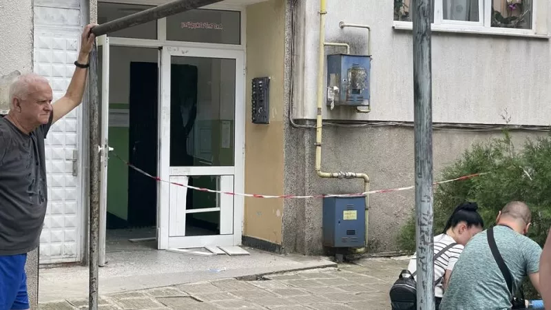 Мощен взрив в блок в Горна Оряховица