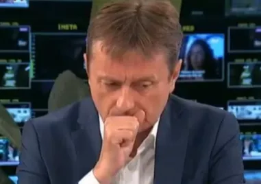 Оперираха успешно сръбския министър, който получи инсулт в тв студио, но състоянието му е тежко