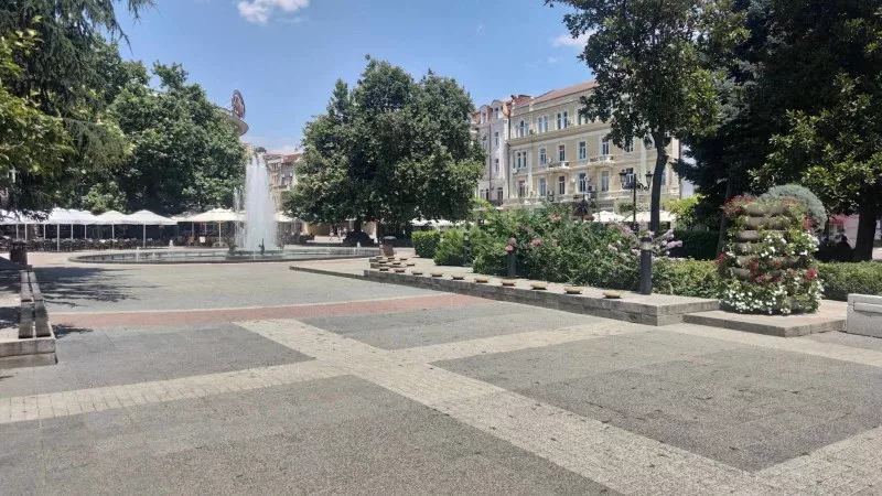 Предимно слънчева сряда в Пловдив, температурите - около 33 градуса